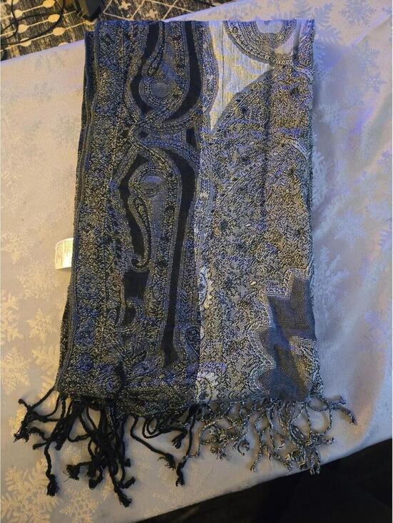 Accessories - Elegant Metallic Paisley Pashmina Style Scarf with Fringed Hem